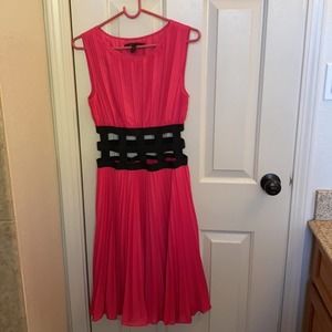 BCBG Max Azria Gisele Ultra Pink Sleeveless Midi Dress Sexy Cut Out EUC Sz XS